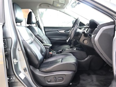 2021 Nissan X-Trail - Thumbnail