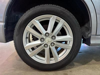 2012 Mitsubishi RVR - Thumbnail