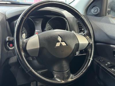 2012 Mitsubishi RVR - Thumbnail