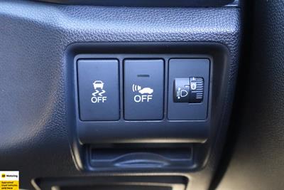 2016 Honda Grace - Thumbnail