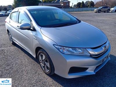 2016 Honda Grace - Thumbnail