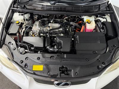 2013 Lexus CT 200h - Thumbnail