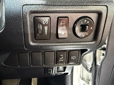 2013 Lexus CT 200h - Thumbnail
