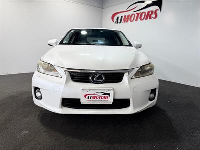 2013 Lexus CT 200h - Thumbnail