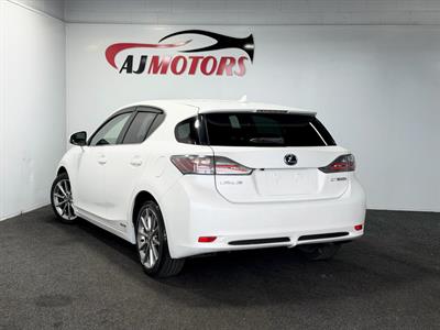 2013 Lexus CT 200h - Thumbnail