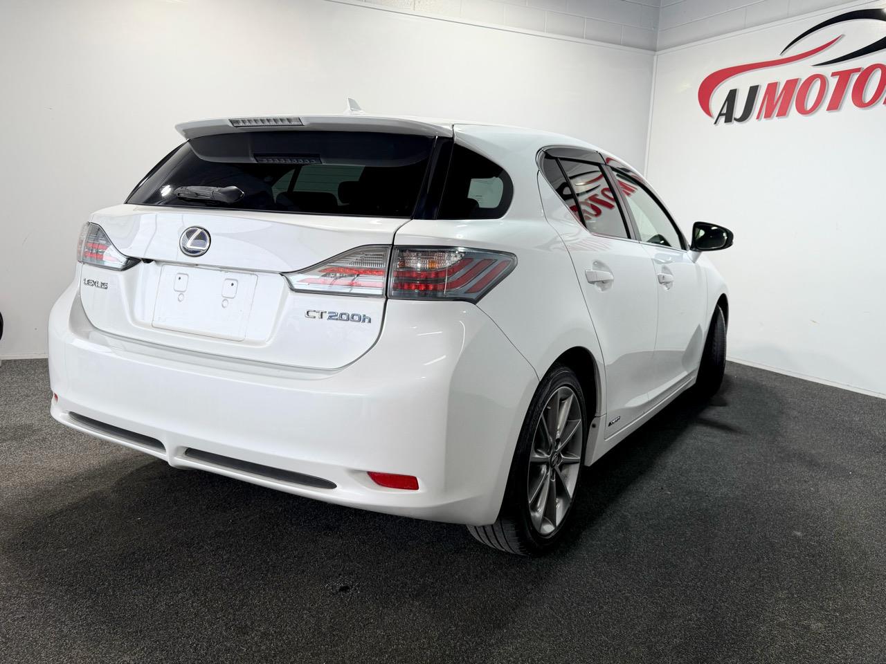 2013 Lexus CT 200h