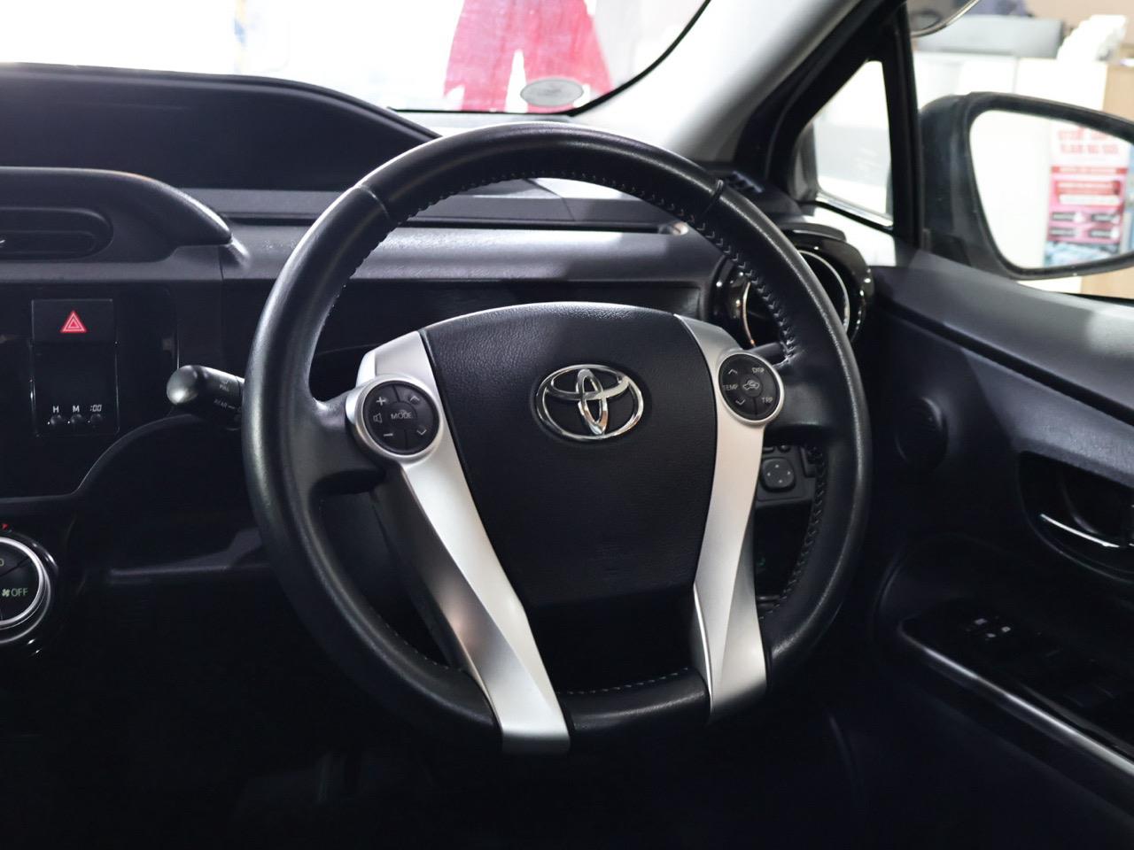 2015 Toyota Aqua