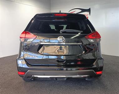 2020 Nissan X-Trail - Thumbnail