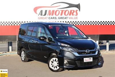 2016 Nissan Serena - Thumbnail