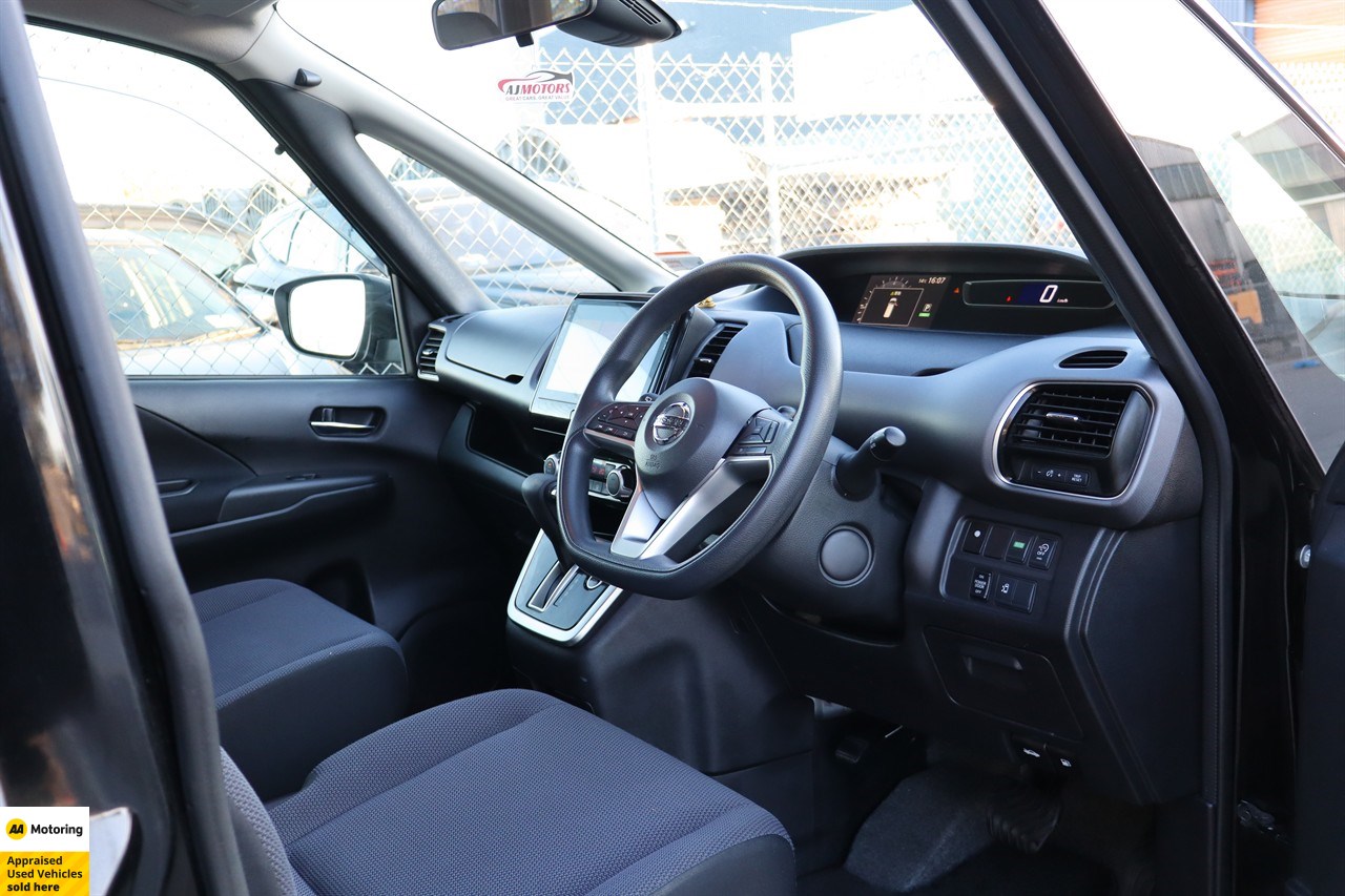 2016 Nissan Serena