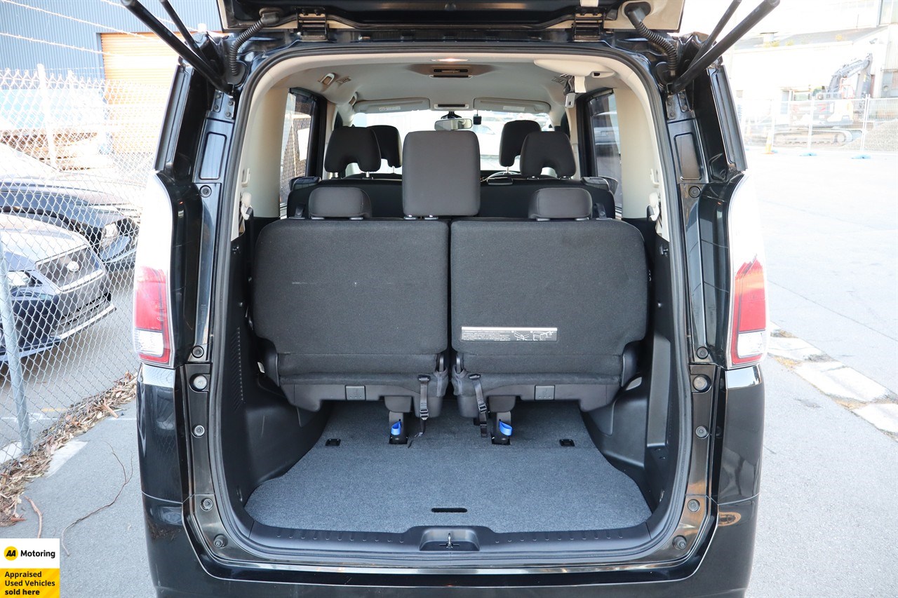 2016 Nissan Serena