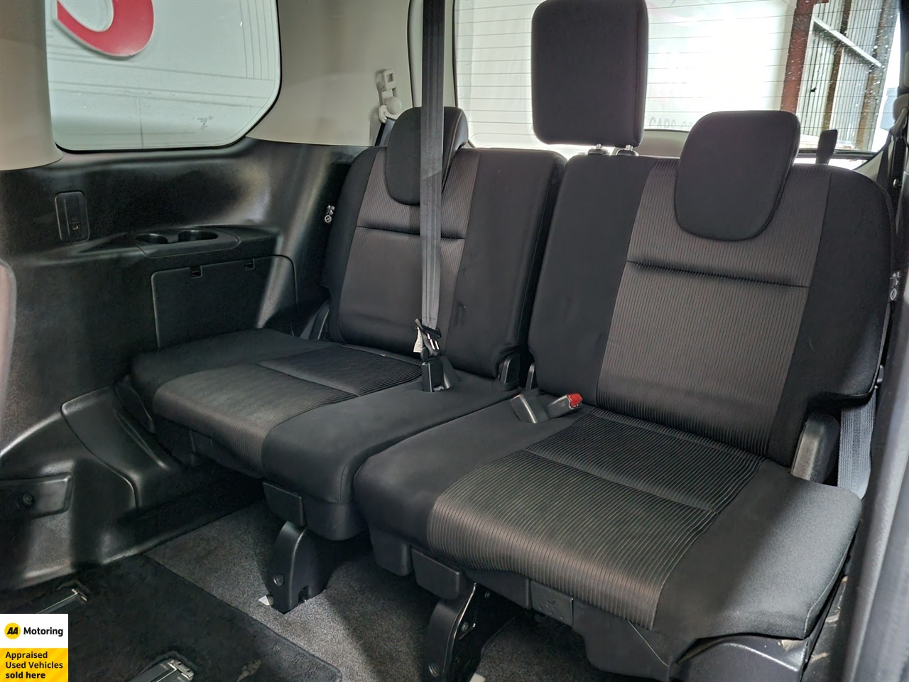 2017 Nissan Serena