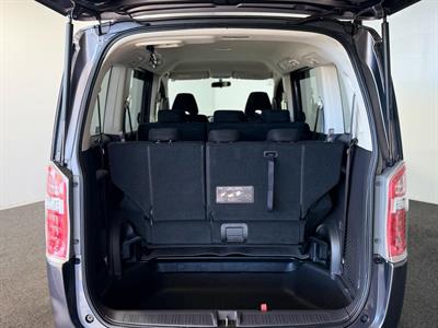 2014 Honda STEPWAGON - Thumbnail