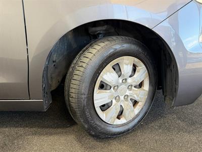 2014 Honda STEPWAGON - Thumbnail