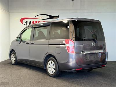 2014 Honda STEPWAGON - Thumbnail