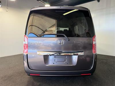 2014 Honda STEPWAGON - Thumbnail