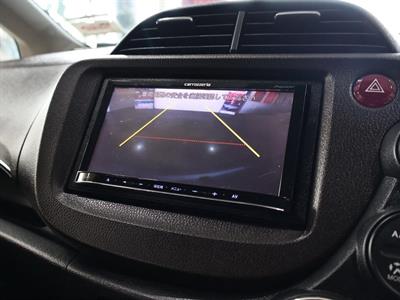 2013 Honda FIT SHUTTLE HYBRID - Thumbnail