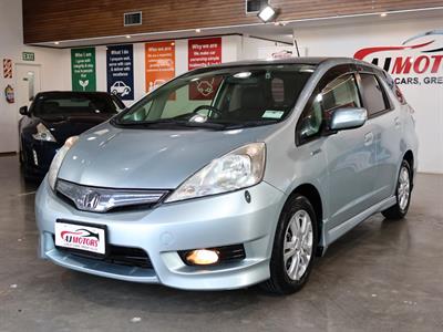 2013 Honda FIT SHUTTLE HYBRID - Thumbnail