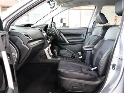 2015 Subaru Forester - Thumbnail