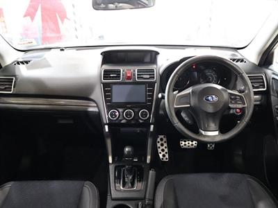 2015 Subaru Forester - Thumbnail