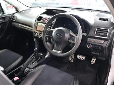 2015 Subaru Forester - Thumbnail