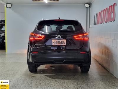 2019 Nissan Qashqai - Thumbnail