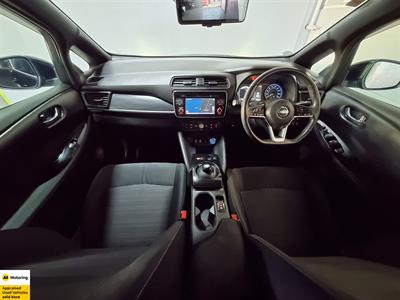 2018 Nissan Leaf - Thumbnail
