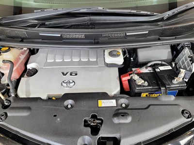 2015 Toyota Estima - Thumbnail