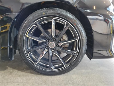 2015 Toyota Estima - Thumbnail