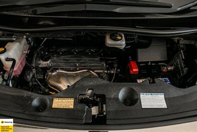 2013 Toyota Vellfire - Thumbnail