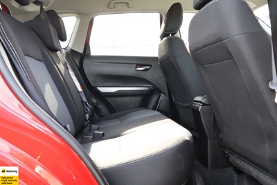 2022 Suzuki Vitara - Thumbnail