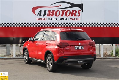 2022 Suzuki Vitara - Thumbnail