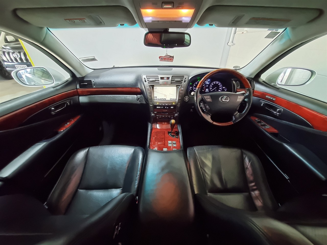 2007 Lexus LS 460