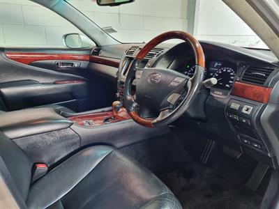 2007 Lexus LS 460 - Thumbnail