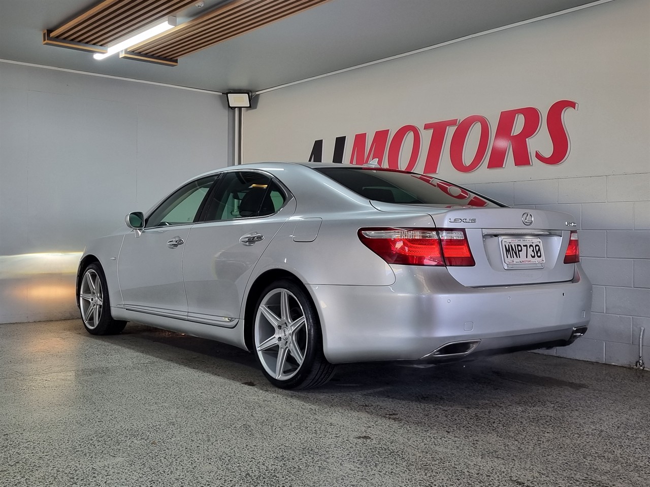 2007 Lexus LS 460