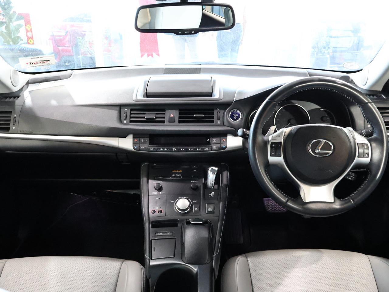 2013 Lexus CT 200h
