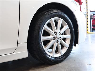 2013 Lexus CT 200h - Thumbnail