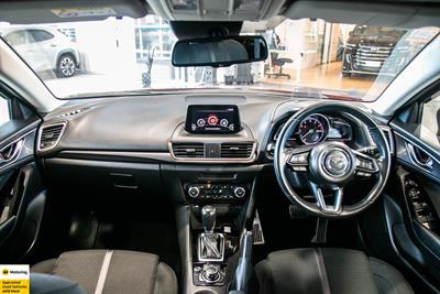 2016 Mazda Axela - Thumbnail