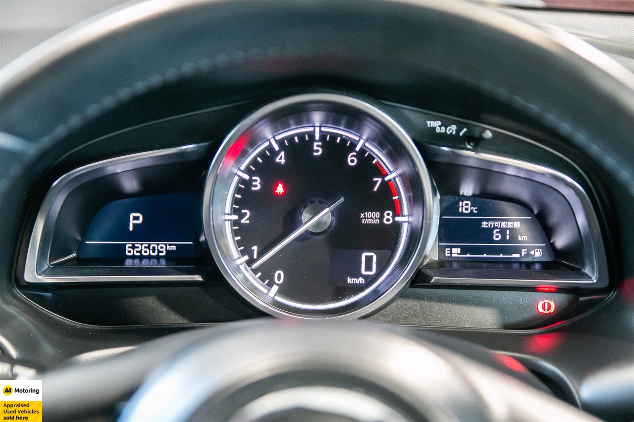 2016 Mazda Axela