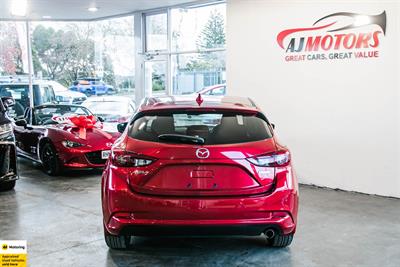 2016 Mazda Axela - Thumbnail