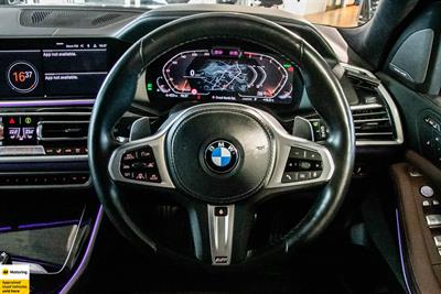 2021 BMW X7 - Thumbnail
