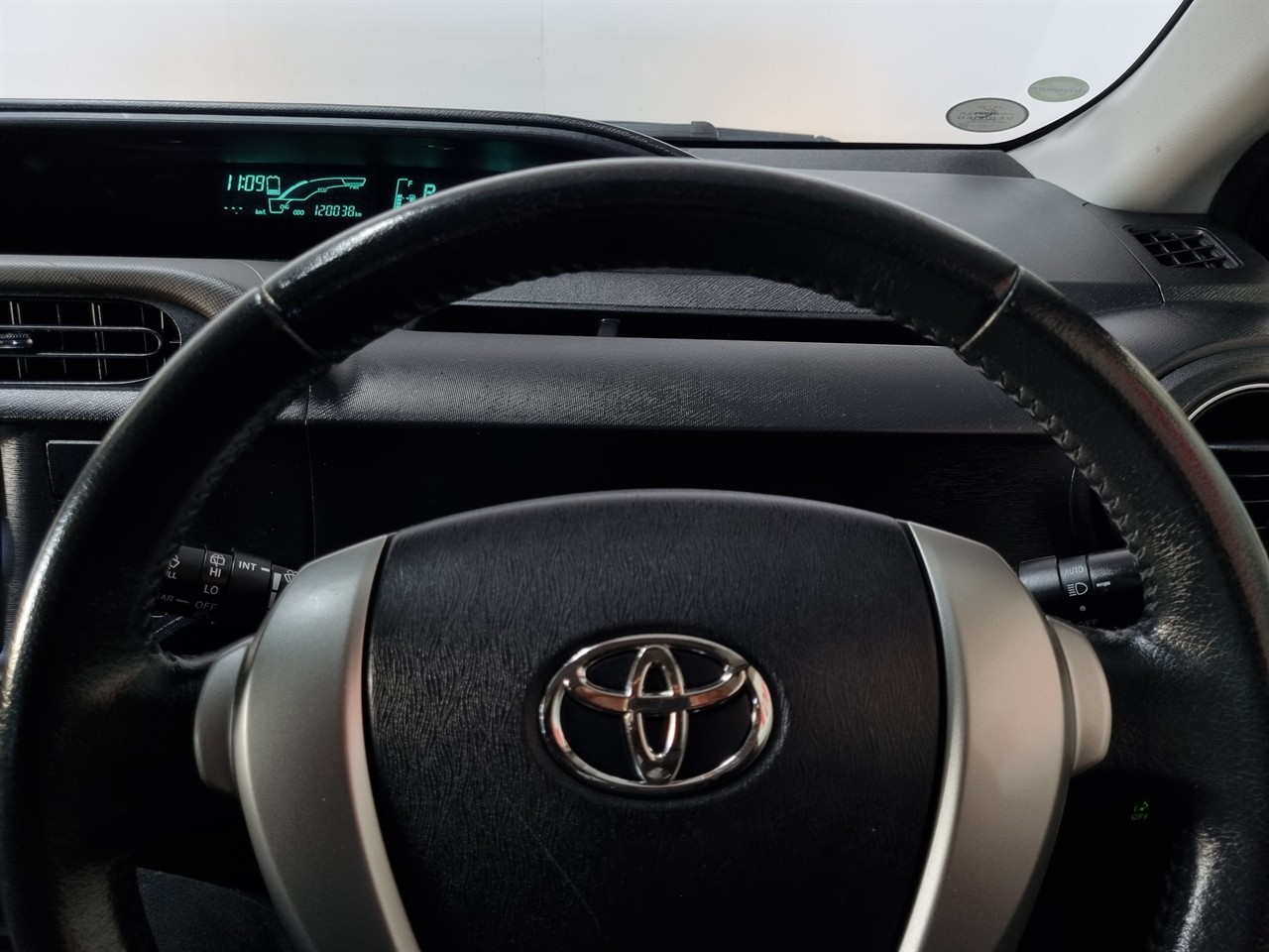2012 Toyota Aqua
