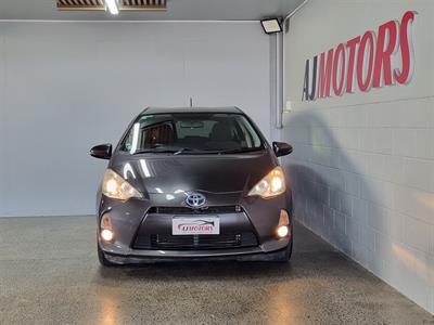 2012 Toyota Aqua - Thumbnail