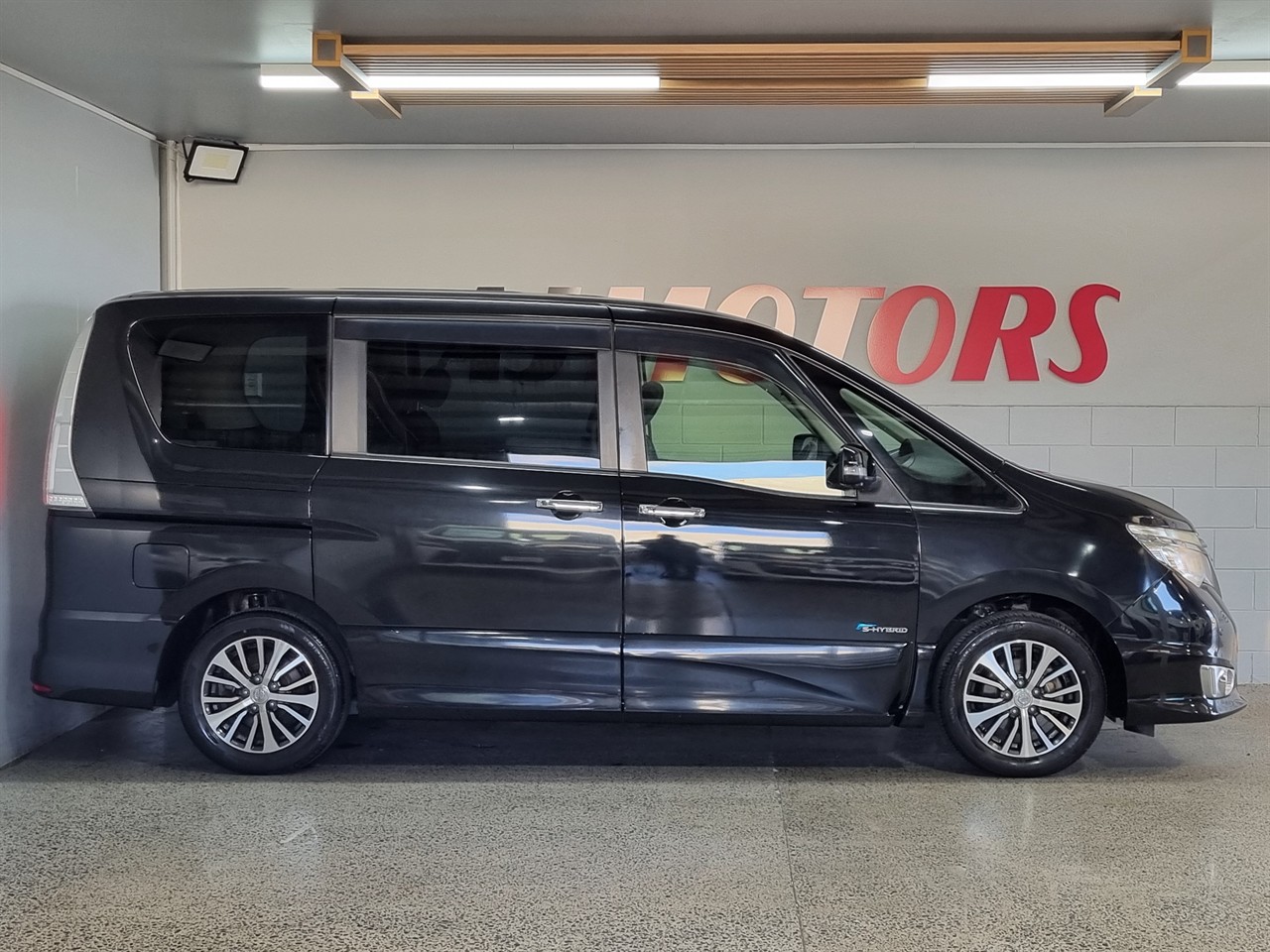 2014 Nissan Serena