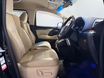 2015 Toyota Vellfire - Thumbnail