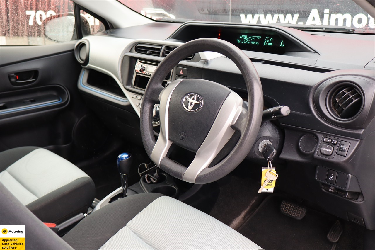 2013 Toyota Aqua