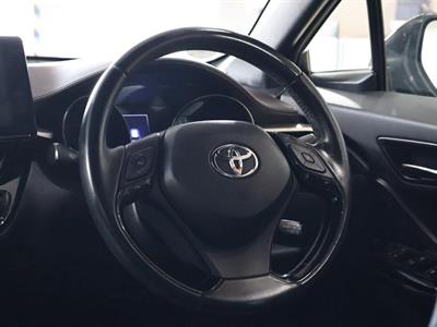 2018 Toyota C-HR - Thumbnail