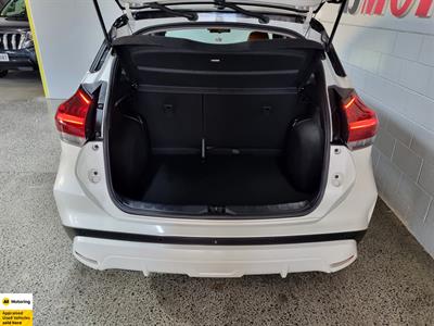 2021 Nissan Kicks - Thumbnail