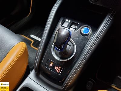 2021 Nissan Kicks - Thumbnail