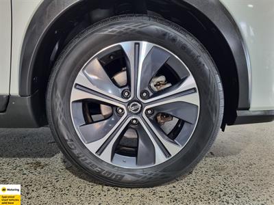 2021 Nissan Kicks - Thumbnail